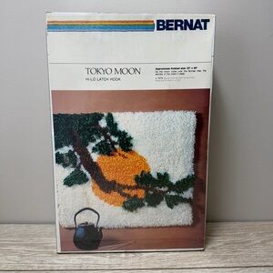 Vintage Bernat Tokyo Moon 23”x26” Hi-Lo Latch Hook Kit 1979 Sealed